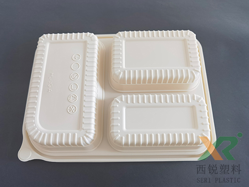 餐盒背面